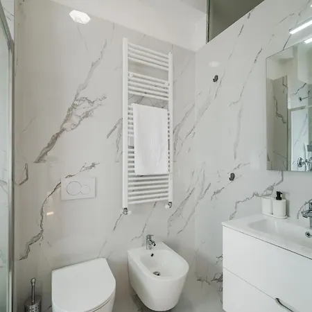 The Dreamers Mansion - Ticinese Bocconi Area Appartement